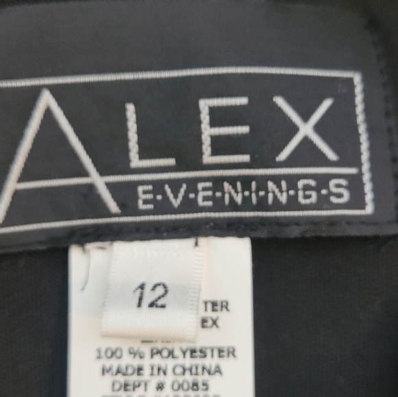 Alex Evenings Beaded Neckline Scooped Back Ruched Side Midi Dress - Size 12 - Picture 8 of 10